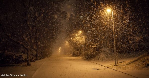 Свет фонаря в метель