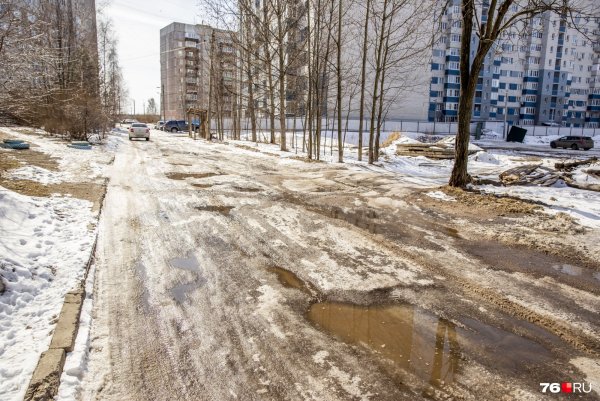 Снег растаял