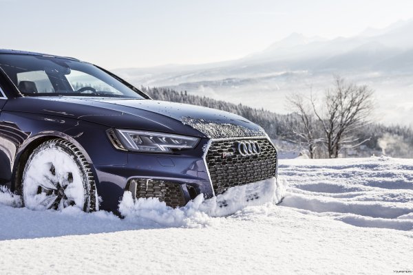 Audi rs6 2020 Snow
