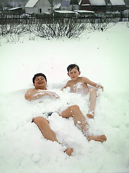 Из бани в снег