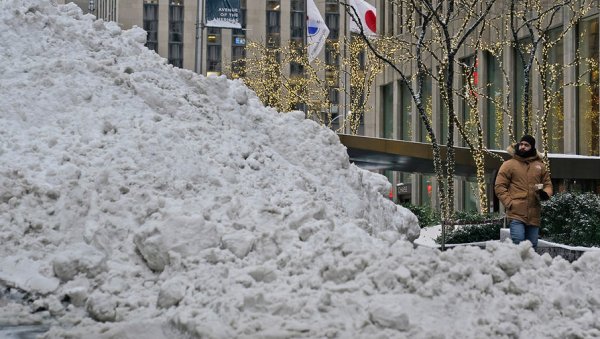 Снежный шторм в Нью-Йорке