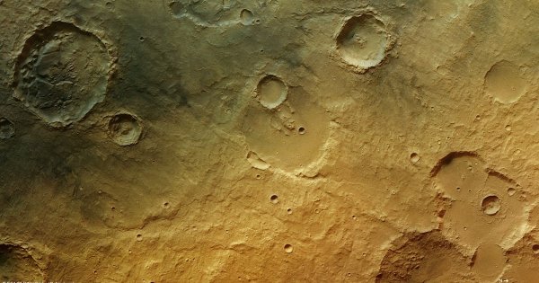 Кратер Менделеев