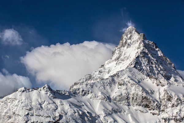 Вершина Эрцог на Домбае