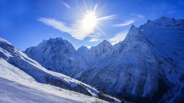 Домбай горы зимой