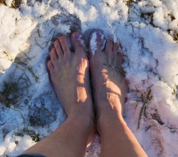 Ноги в снегу