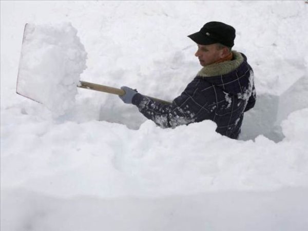 Смешная уборка снега