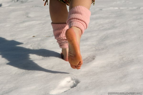 Босиком по снегу Эрика Ротаева