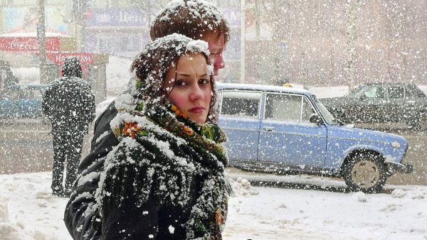 Люди на улице зима