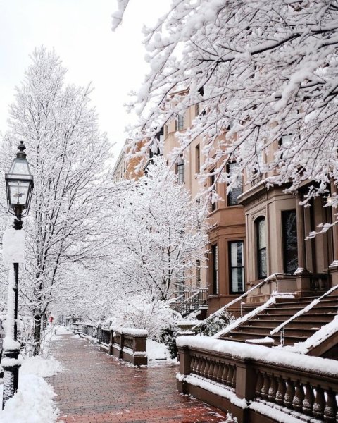 Зимний городской пейзаж