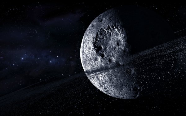 Луна в космосе