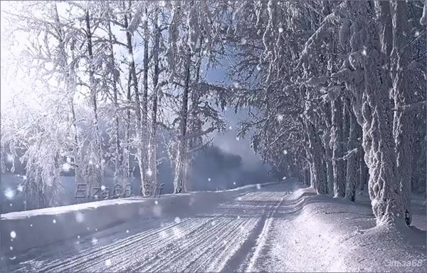 Красивый падающий снег