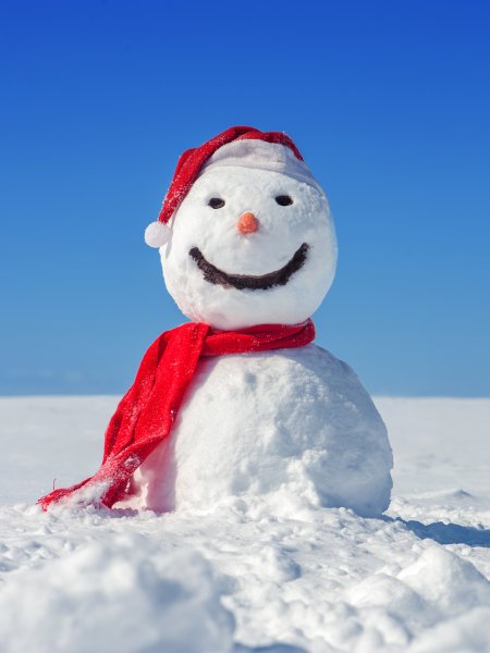 Снеговик подмигивает