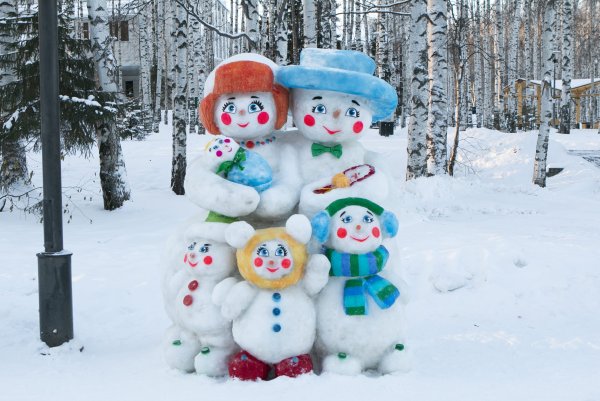Аллея снеговиков Ханты-Мансийск