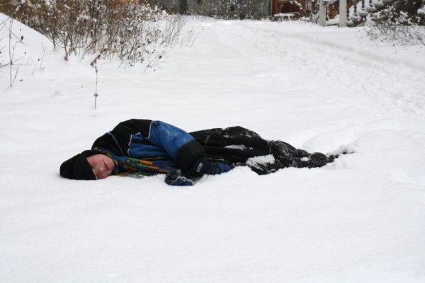 Ползком по снегу