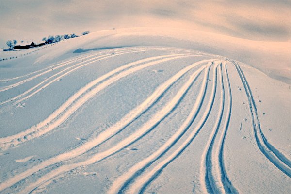 Следы от лыж