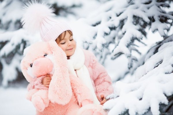 Малышка зимой