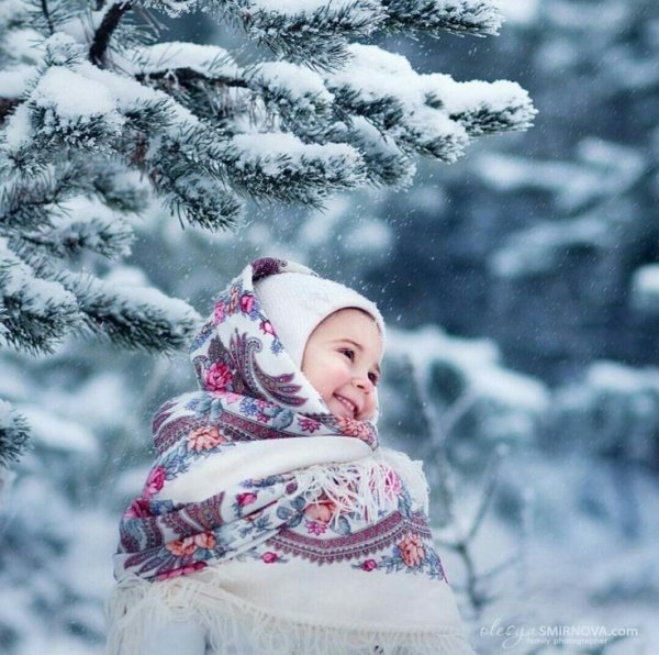 Дети в снегу