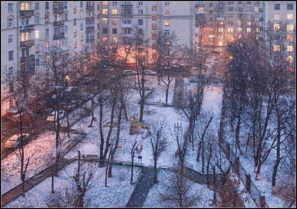 Двор зимой