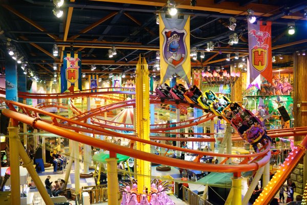 ТРЦ Филион Хэппилон