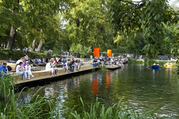 Парк культуры Горького Москва