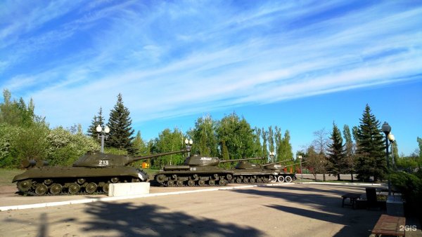 Экспонаты парка Победы Саратов