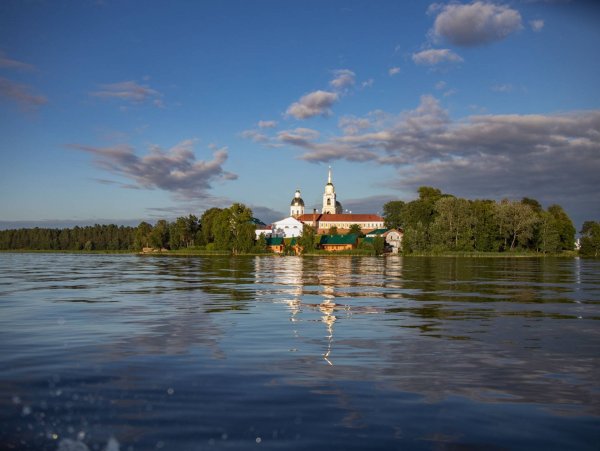Озеро Селигер Осташков
