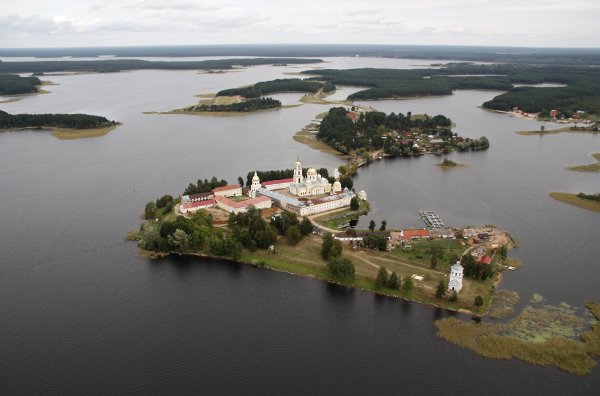 Озеро Селигер остров хачин