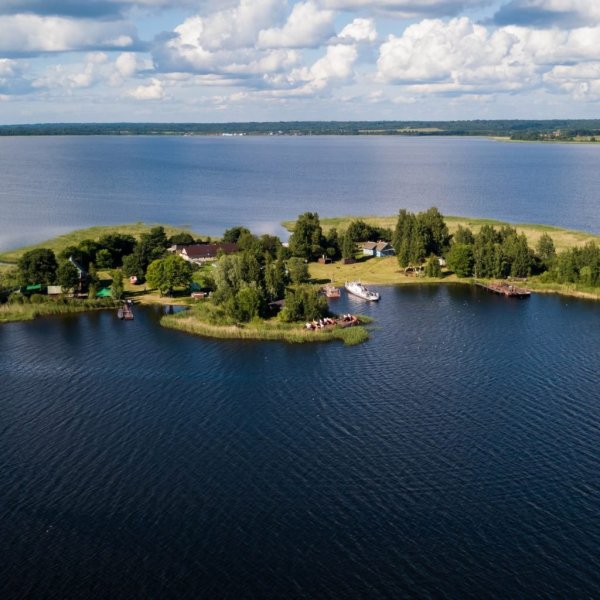 Остров хачин на Селигере