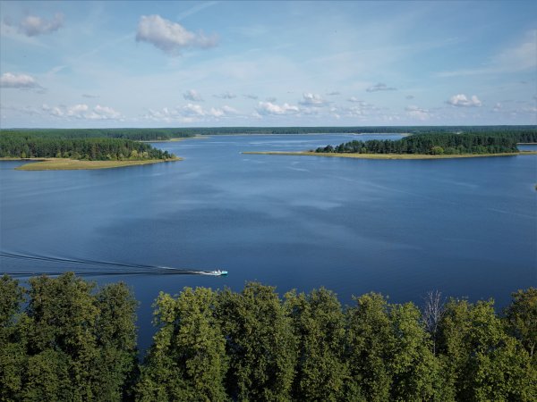 Озеро Селигер Слобода