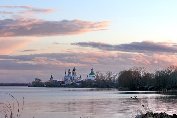 Озеро Неро Ростов Великий площадь