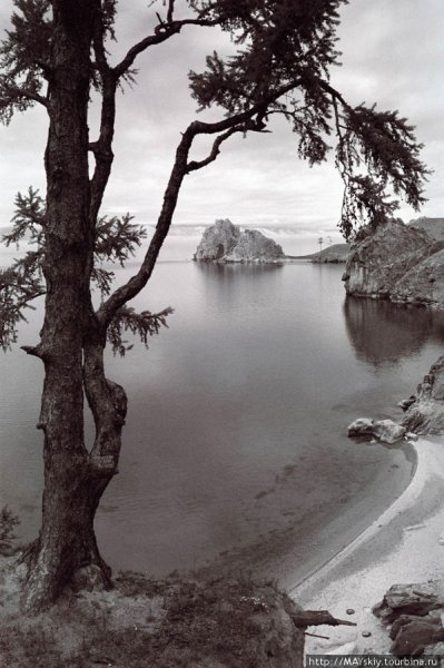 Байкал черно белый