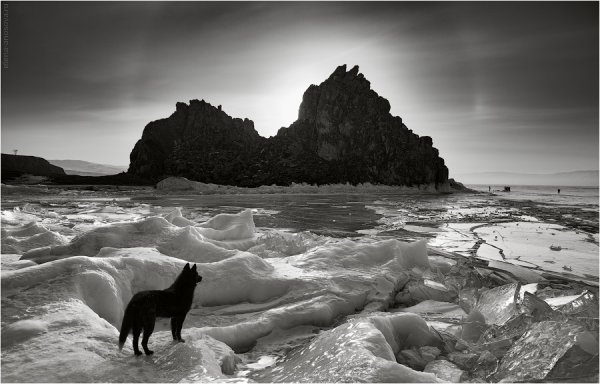 Озеро Байкал чб