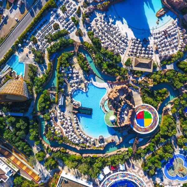 Парк в Турции Land of Legends