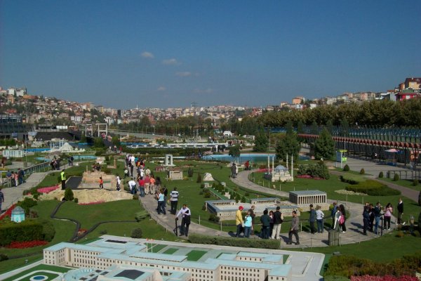 Парк Миниатюрк в Стамбуле фото