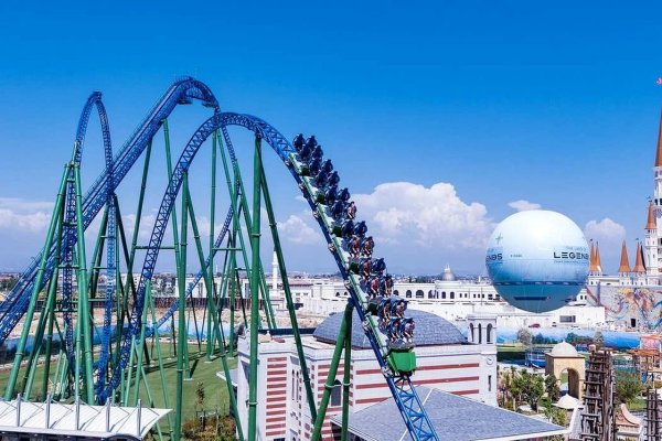 Парк Легенда в Турции Белек воздушные шары