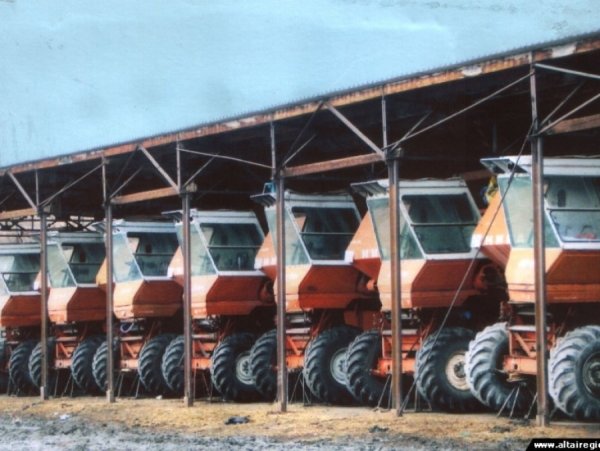 Стоянка сельхозтехники