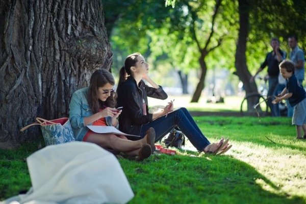 В парке летом