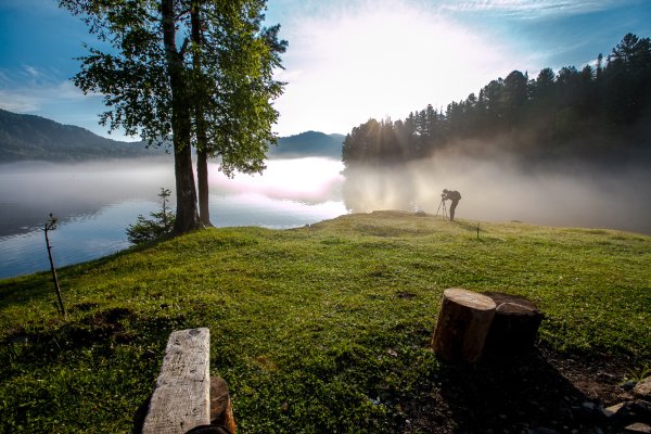 Утро на Телецком озере