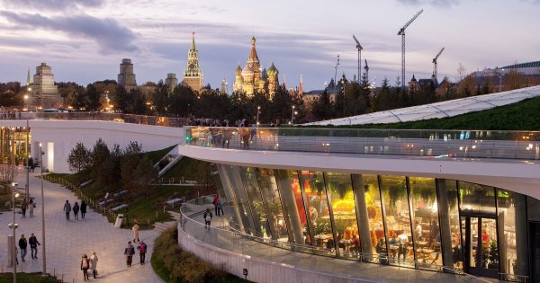 Красная площадь парк Зарядье