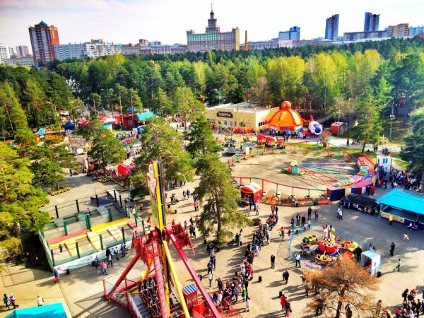 Гагарин парк Челябинск парк