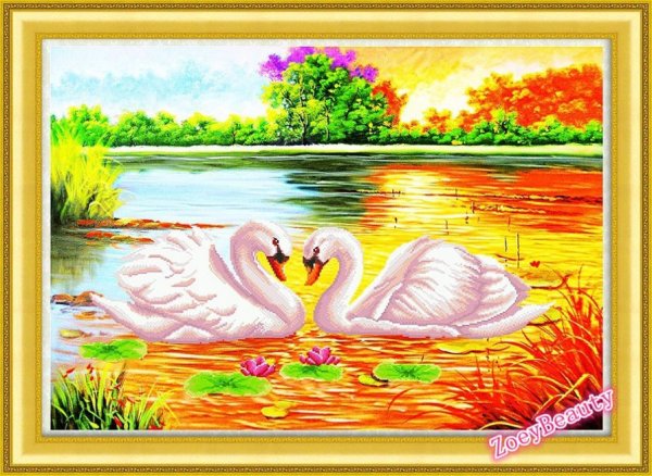 Вышивка лебеди на пруду