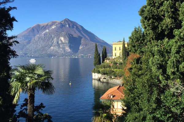 Лаго ди Комо Италия