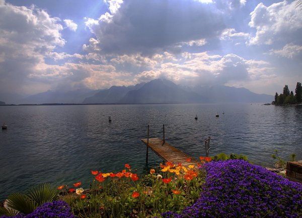Озеро Леман в Швейцарии