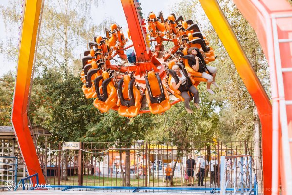 Нижний Новгород парк аттракционов Сормовский парк