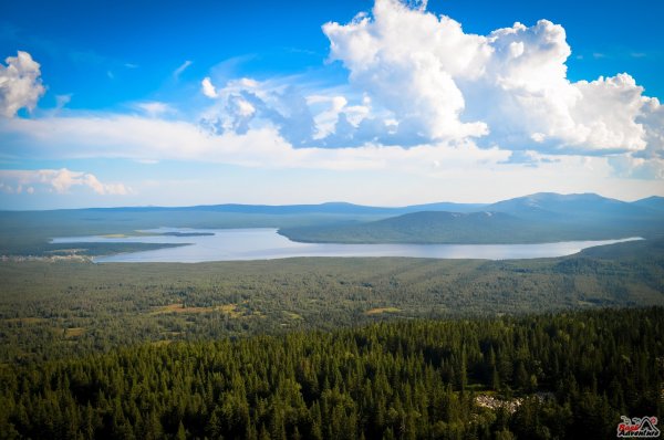 Нац. Парк «Зюраткуль» — озеро