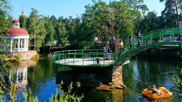 Город Челябинск парк Гагарина