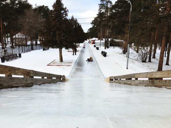 Горка в парке Гагарина Челябинск 2021