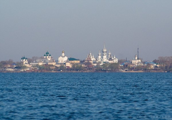 Город Ростов озеро Неро