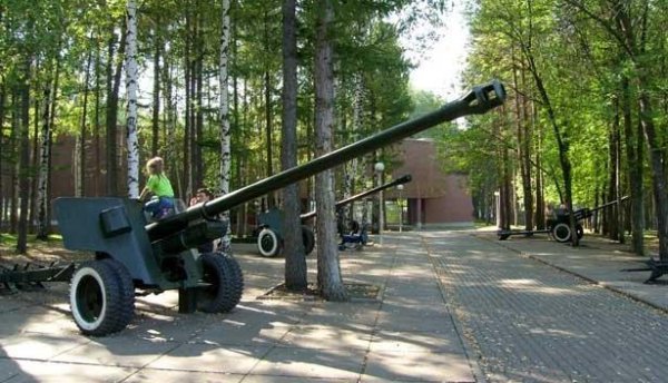 Музей в парке Победы в Уфе