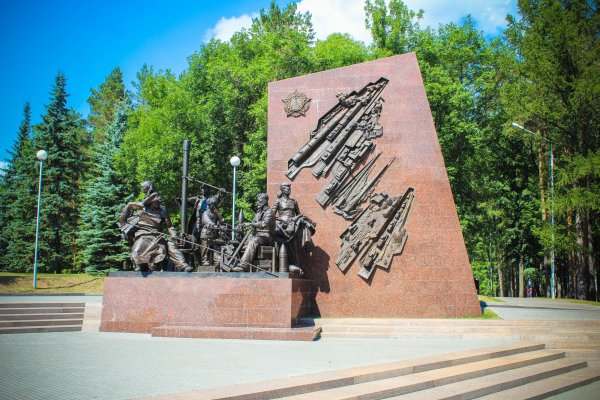 Памятник труженикам тыла Уфа